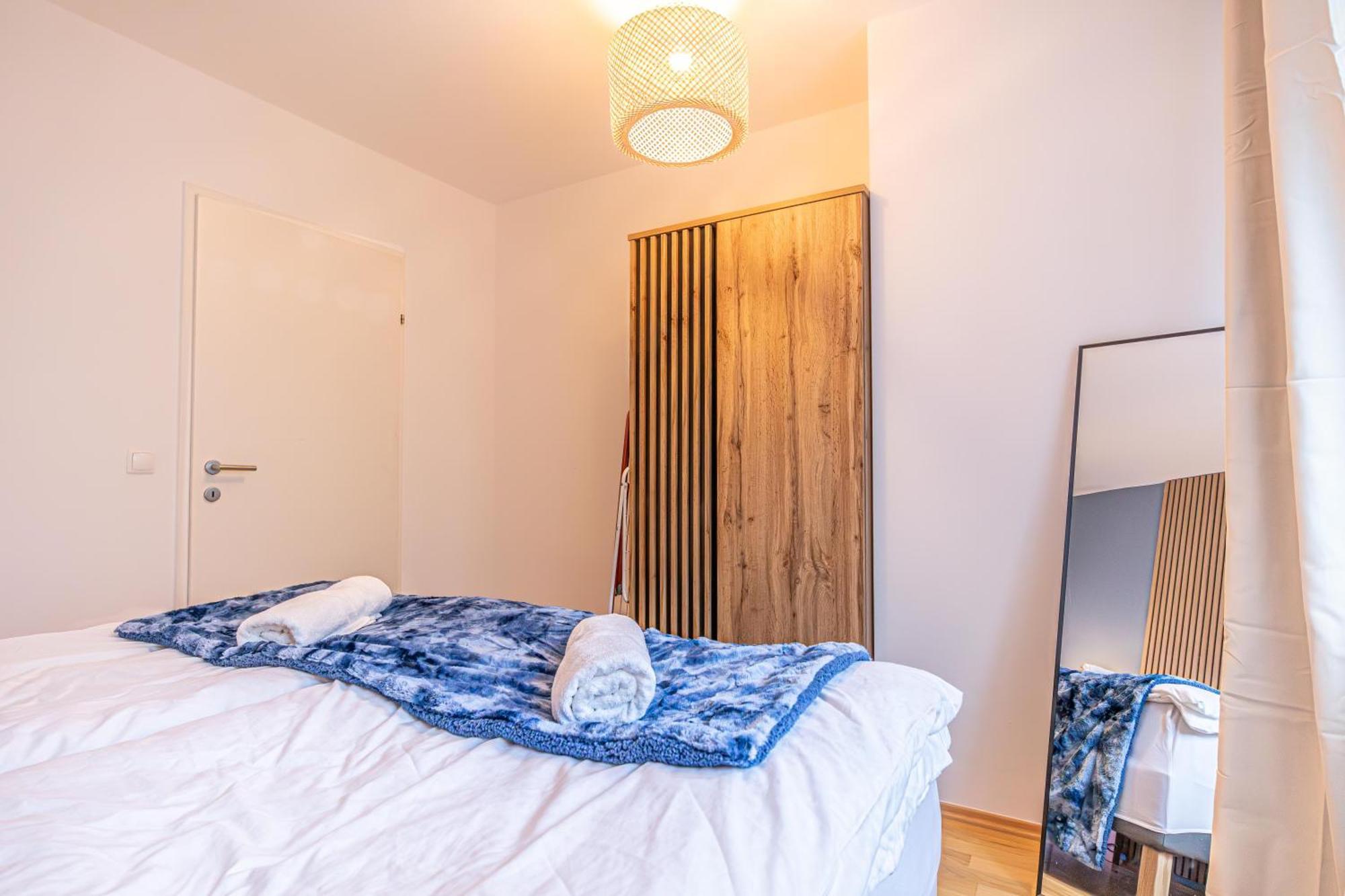 Superb Fully Equipped Apartment, 9 Min To City Center Via Metro Viena Exterior foto
